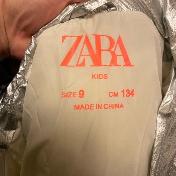 Zara Silver Puffer - Picture 4 of 5